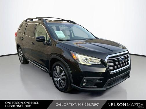 Crystal Black Silica 2019 Subaru Ascent Limited 7-Passenger