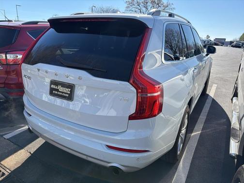 2018 Volvo XC90 T5 Momentum