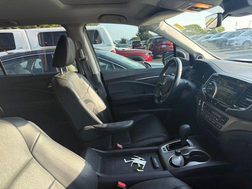 Platinum White Pearl 2020 Honda Pilot EX-L