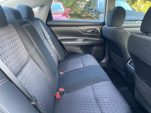 2016 Nissan Altima 2.5 SV
