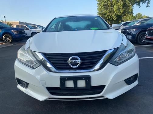 2016 Nissan Altima 2.5 SV