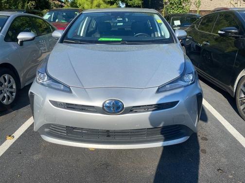 2019 Toyota Prius XLE