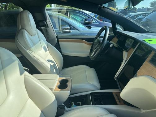 2019 Tesla Model X Long Range