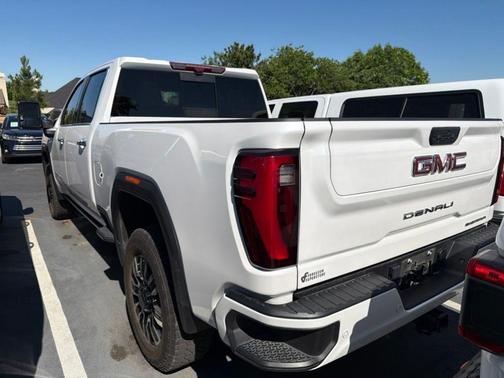 White Frost Tri-Coat 2024 GMC Sierra 3500 Denali