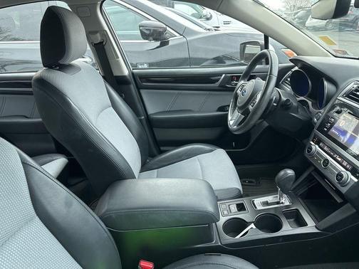 2017 Subaru Legacy 2.5i Sport