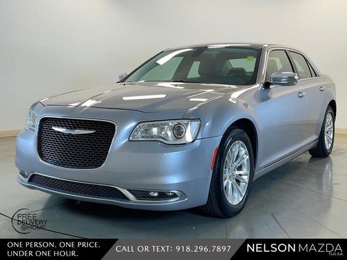 2016 Chrysler 300C Base