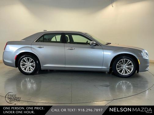 2016 Chrysler 300C Base