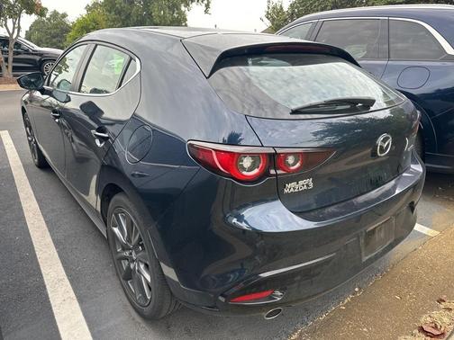 2023 Mazda Mazda3 FWD w/Preferred Package