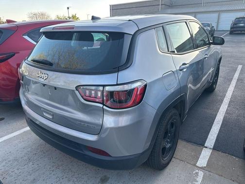 Billet Silver Metallic Clearcoat 2019 Jeep Compass Sport