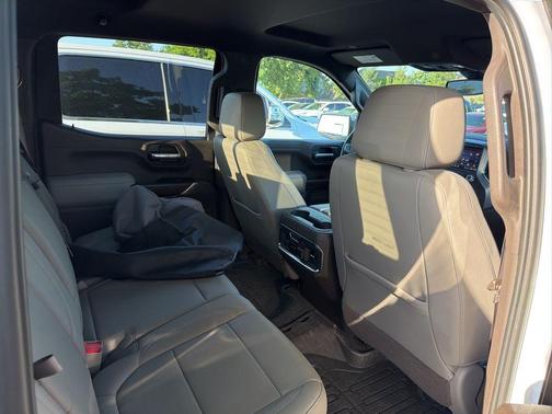 White Frost Tri-Coat 2020 GMC Sierra 1500 SLT