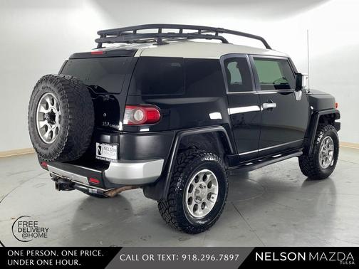2013 Toyota FJ Cruiser Base