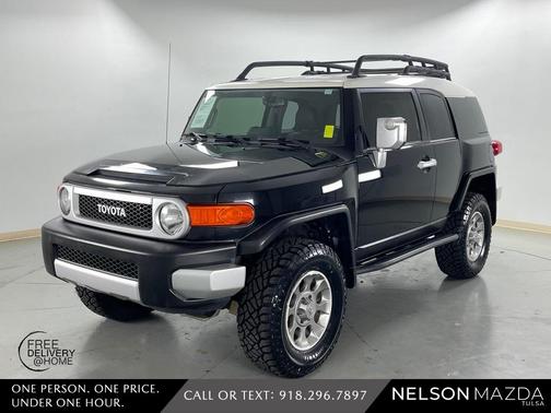 2013 Toyota FJ Cruiser Base