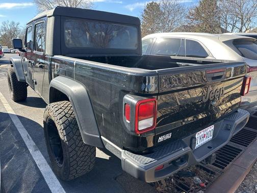 2021 Jeep Gladiator Sport