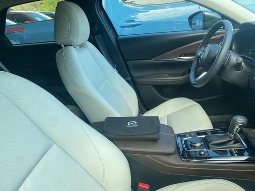 2025 Mazda CX-30 Premium Package