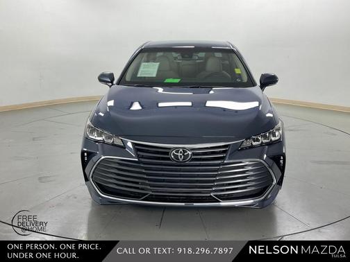 2022 Toyota Avalon XLE