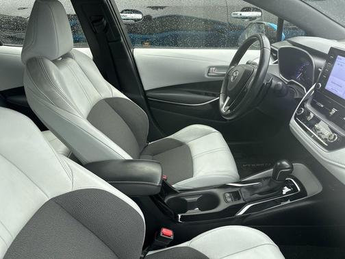 Blue Flame 2020 Toyota Corolla Hatchback XSE