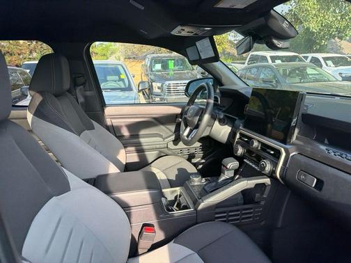 UNDERGROUND 2024 Toyota Tacoma TRD Sport