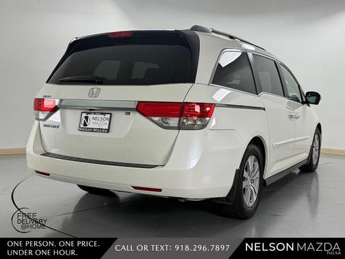 White 2017 Honda Odyssey EX-L