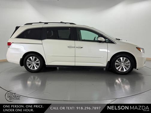 White 2017 Honda Odyssey EX-L
