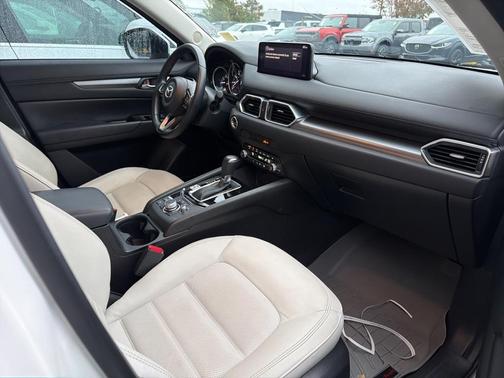 2022 Mazda CX-5 2.5 S Preferred Package