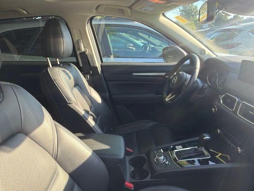 Platinum 2025 Mazda CX-5 2.5 S Preferred Package