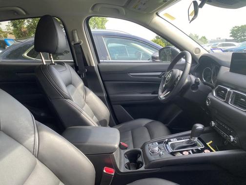2025 Mazda CX-5 Select