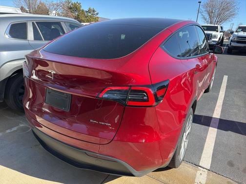 2024 Tesla Model Y Long Range