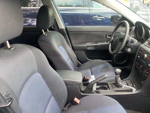 2004 Mazda Mazda3 s