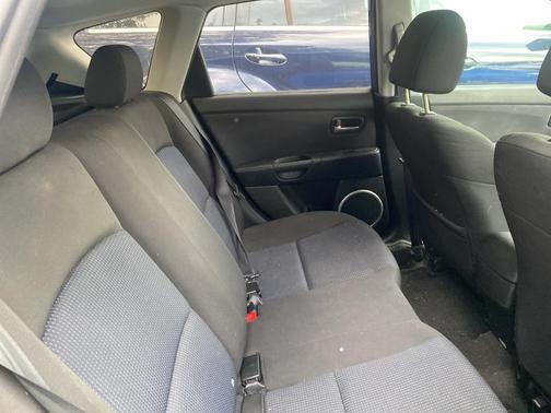 2004 Mazda Mazda3 s