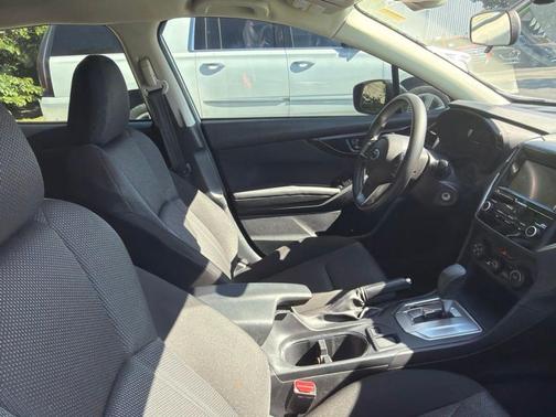 Ice Silver Metallic 2021 Subaru Impreza Base