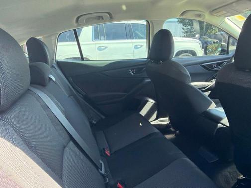 Ice Silver Metallic 2021 Subaru Impreza Base
