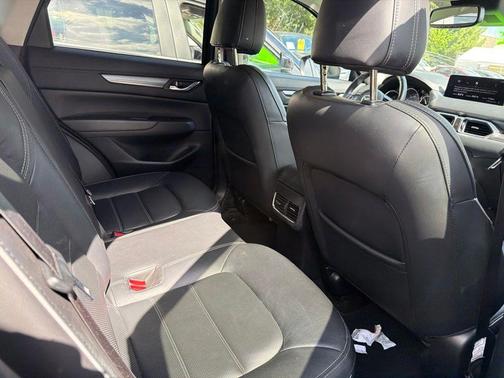 Platinum 2025 Mazda CX-5 2.5 S Preferred Package