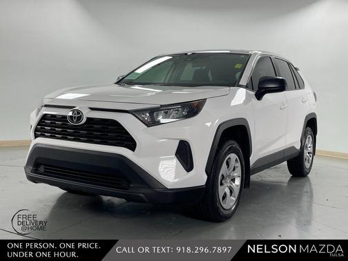 2022 Toyota RAV4 LE