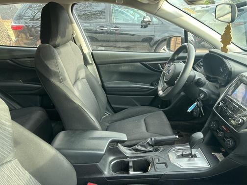 2022 Subaru Impreza Base