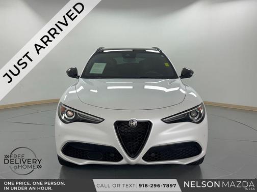 White Tri-Coat 2019 Alfa Romeo Stelvio Ti Sport