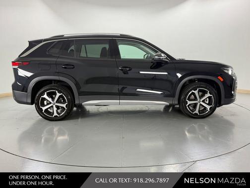 Deep Black Pearl Effect 2025 Volkswagen Tiguan 2.0T SE