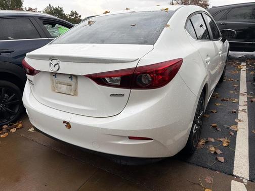 2018 Mazda Mazda3 Touring