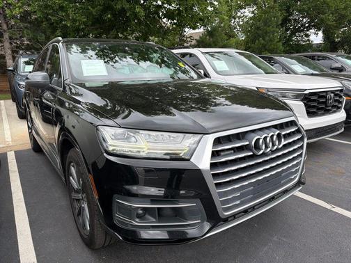Night Black 2018 Audi Q7 3.0T Prestige