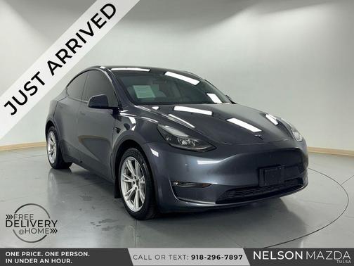Gray 2023 Tesla Model Y Long Range
