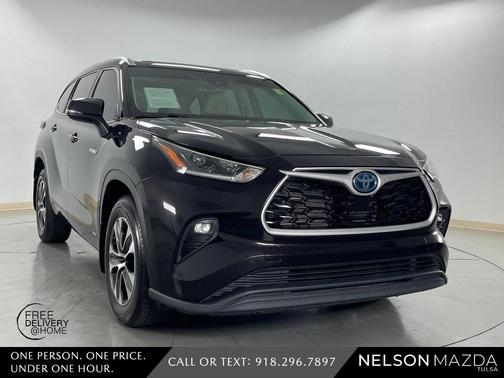 2021 Toyota Highlander Hybrid XLE