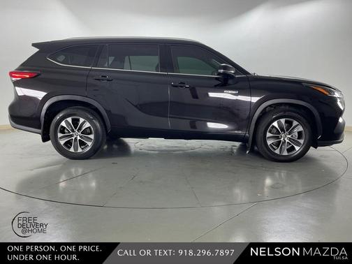 2021 Toyota Highlander Hybrid XLE