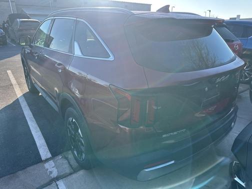 2024 Kia Sorento S