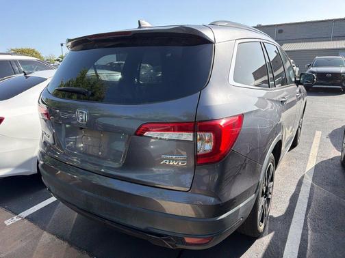 Gray 2022 Honda Pilot Special Edition