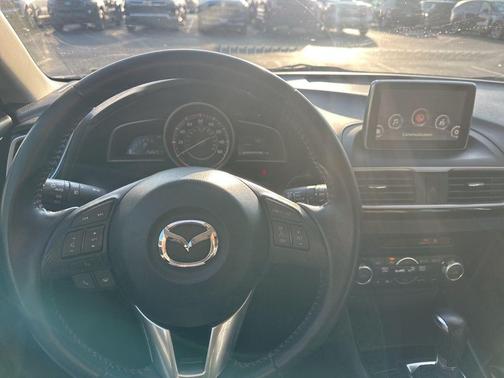 2016 Mazda Mazda3 i Touring