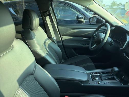 Machine Gray Metallic 2025 Mazda CX-50 Hybrid PREFERRED PACKAGE