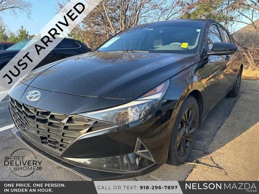 2022 Hyundai ELANTRA SEL