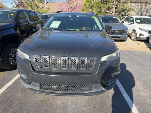 Diamond Black 2020 Jeep Cherokee Latitude Plus