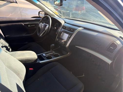 Gun Metallic 2015 Nissan Altima 2.5 SV