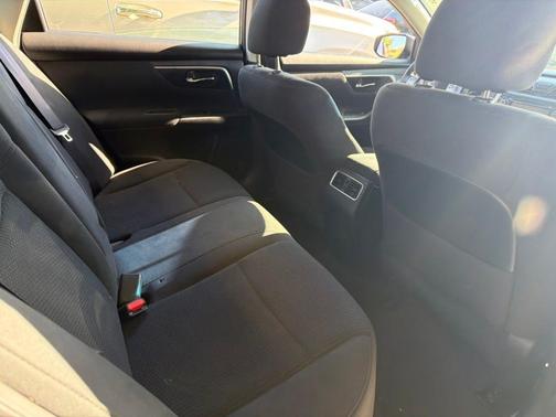 Gun Metallic 2015 Nissan Altima 2.5 SV