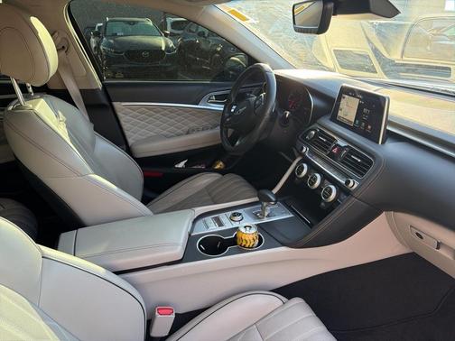 2019 Genesis G70 3.3T Advanced
